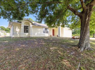 941 Carver Rd SE, Palm Bay, FL 32909