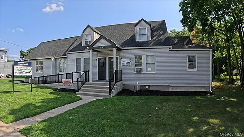 256 N Wellwood Ave Photo 1