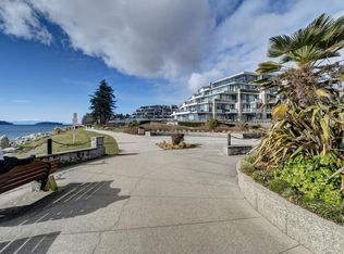 5665 Teredo St #206, Sechelt, BC V7Z0J2