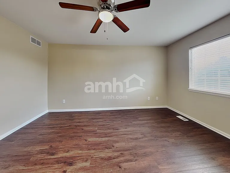 469 Hayloft Way — Photo 9