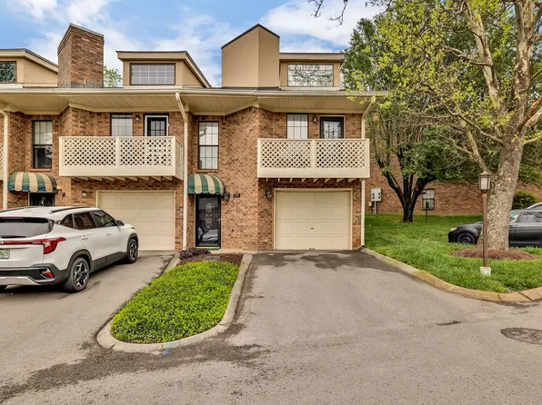 215 Glenstone Cir, Brentwood, TN 37027