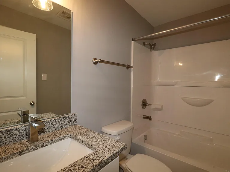 115 Lynwood Dr — Photo 13
