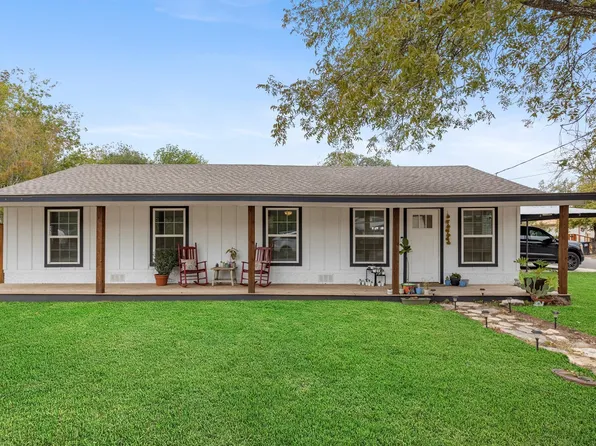 2602 AVENUE I, Hondo, TX 78861