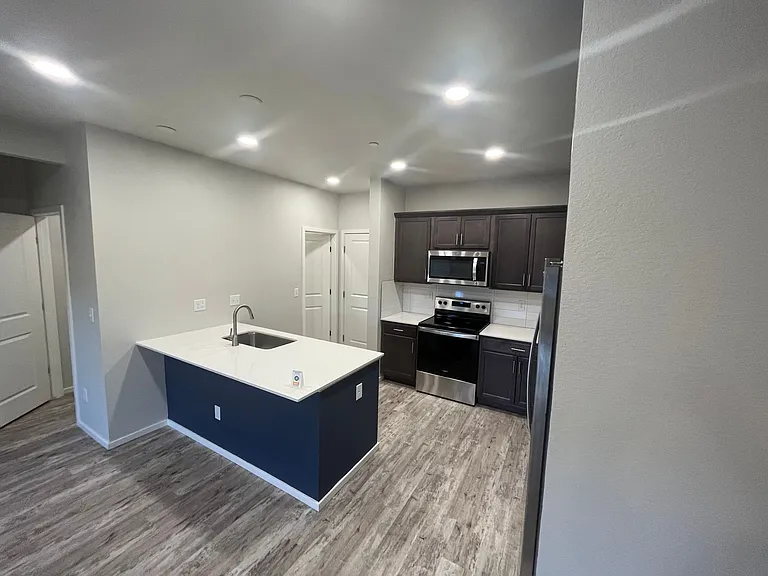 2720 Barnstormer St #5 — Photo 3