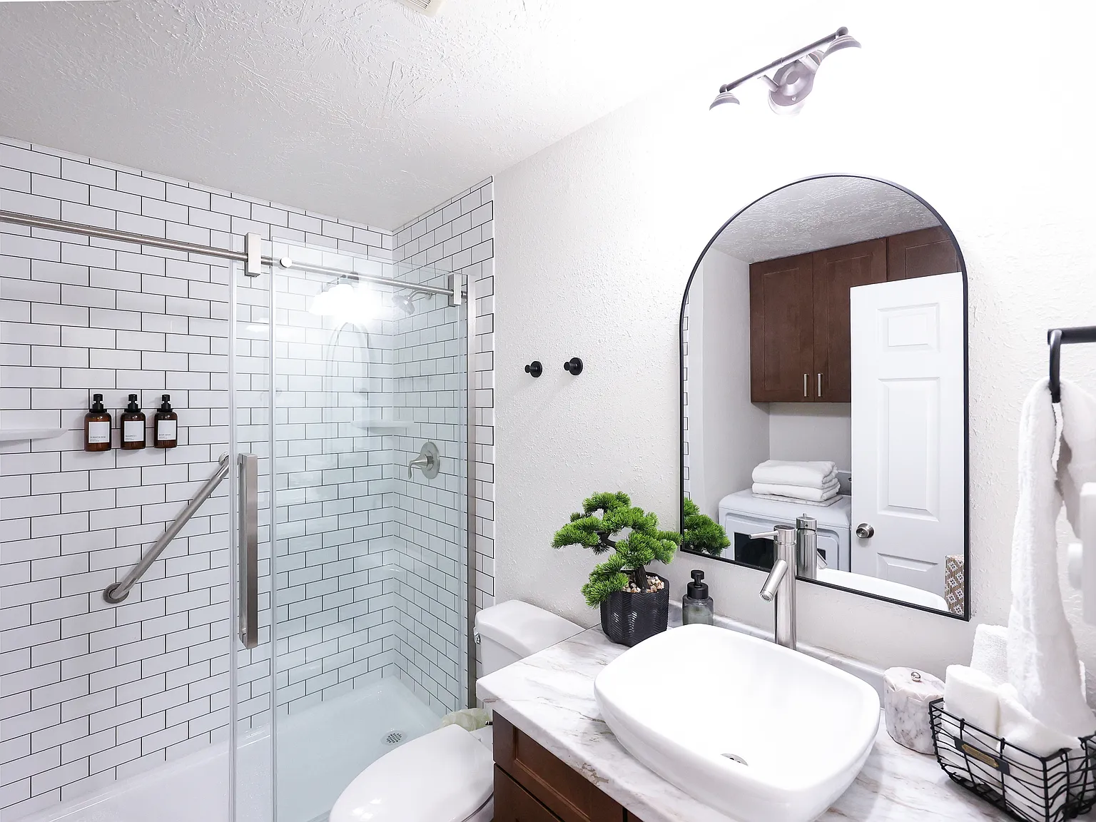 2 bed, 1100 sqft, $2,500 — Photo 1