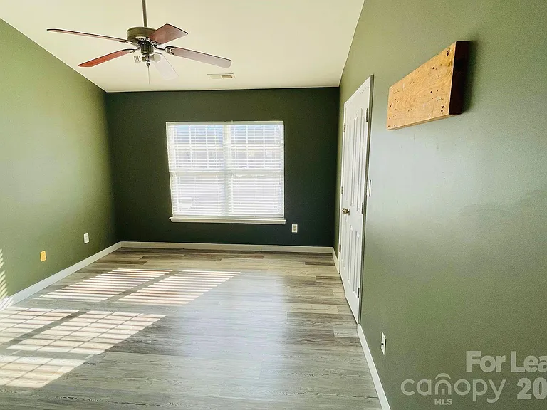 5112 Prosperity Church Rd — Photo 11