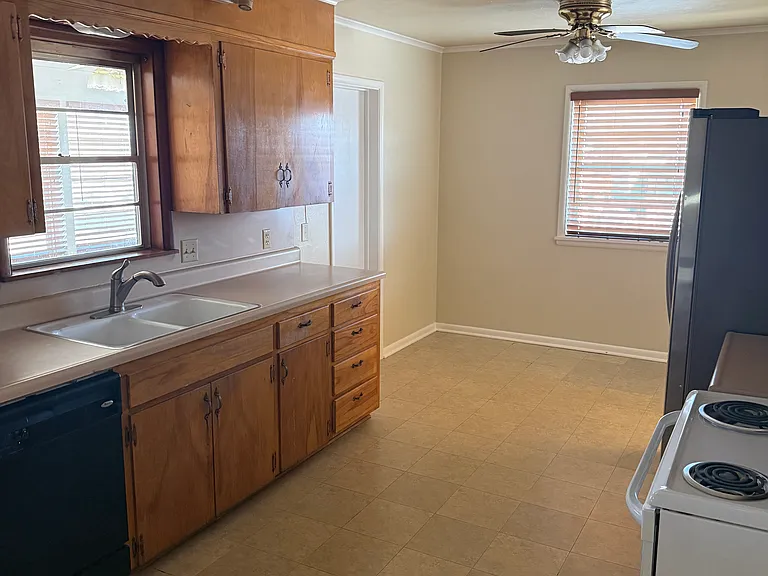 5309 N Shartel Ave #5311 — Photo 9