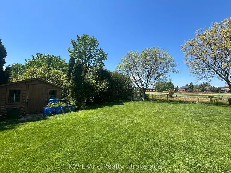 2055 Hadfield Ct — Photo 39