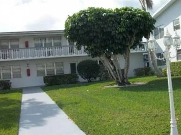 102 Andover D #D-1020, West Palm Beach, FL 33417
