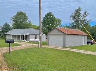 15274 Shipe Rd, Gravette, AR 72736