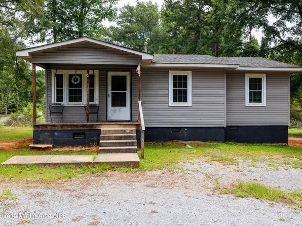 1434 Roosevelt Dr, Alexander City, AL 35010