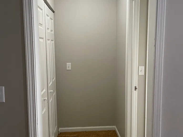 3235 Saville St SW — Photo 37