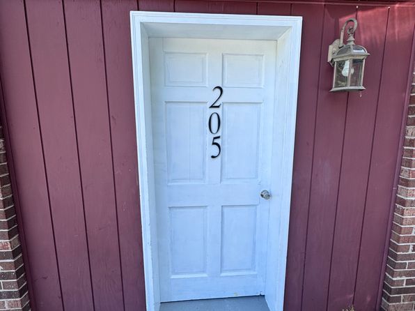 201 Lexington St #5