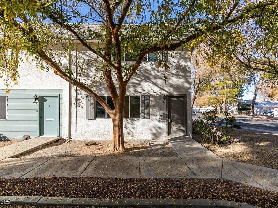 1st image of 647 Greenbriar Townhouse Way