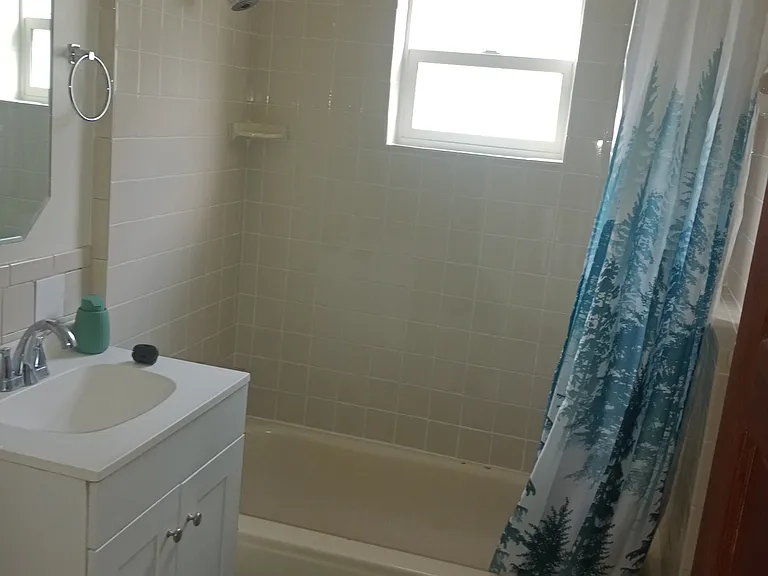 2706 Midland Ave — Photo 5