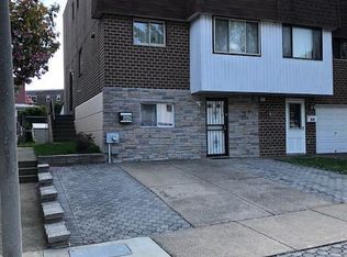 842 Centennial Sq N, Philadelphia, PA 19116
