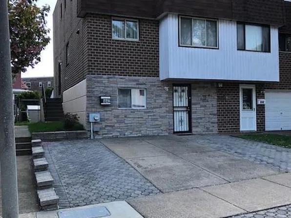 842 Centennial Sq N, Philadelphia, PA 19116