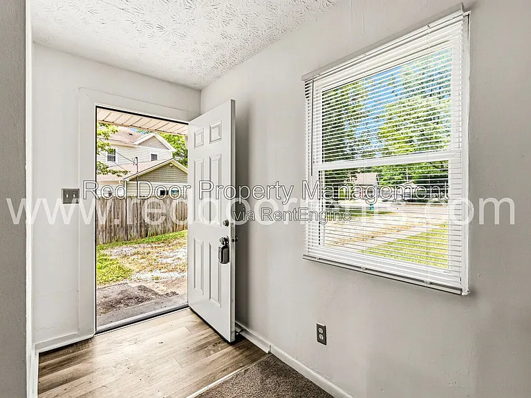 5361 E Burgess Ave — Photo 6