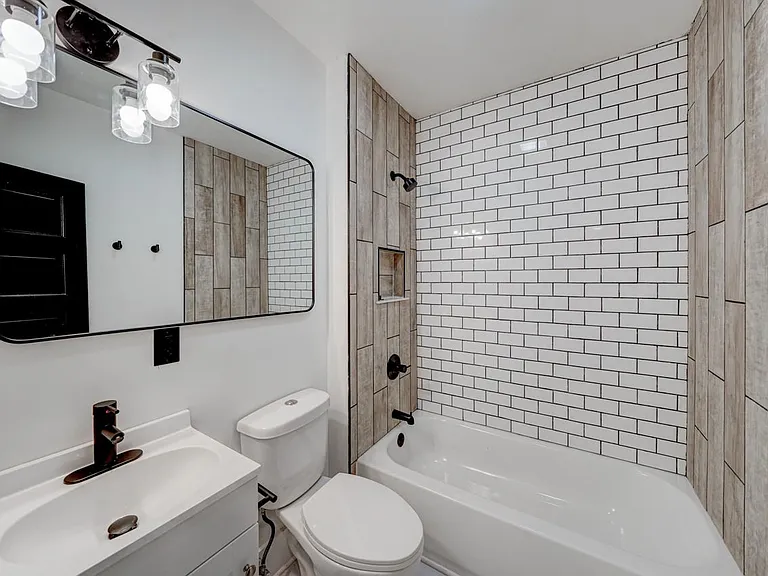 818 S 31st St #1 — Photo 9