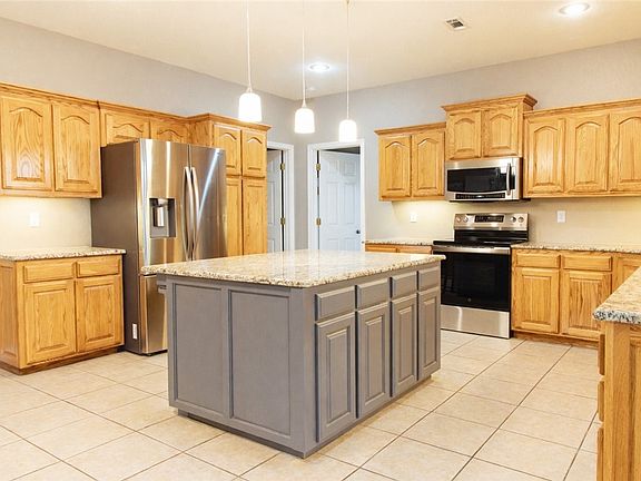 5th image of 3 Rufford Ln