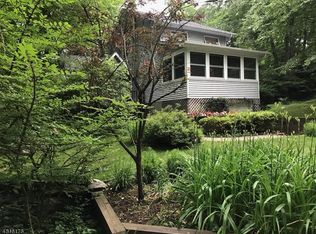 127 Squaw Trl, Andover, NJ 07821