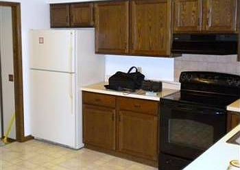 4th image of 18710 Admiralty Dr