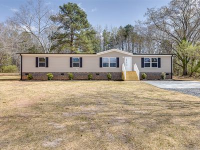 212 Robinwood Cir, Starr, SC, 29684