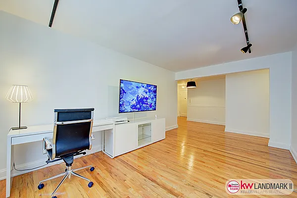 Sold by Keller Williams Realty Landmark II | media 36