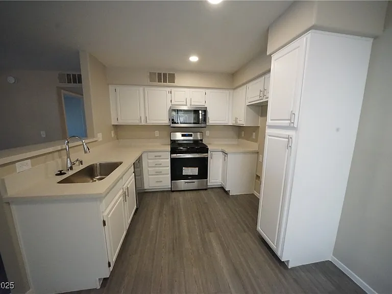 5710 E Tropicana Ave #1060 — Photo 7