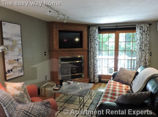 33 Howard St #1A, Cambridge, MA 02139