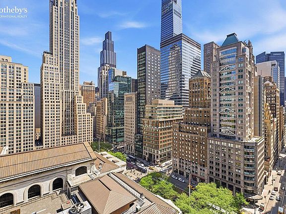 3rd image of 16 W 40th St APT 20B