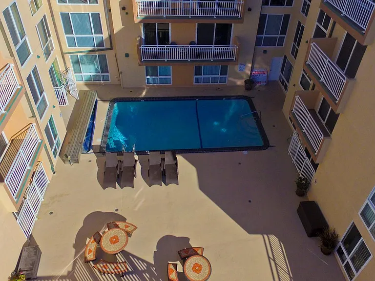 4627 Ocean Blvd #220 — Photo 19
