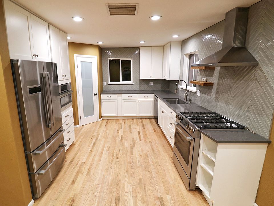 Kitchen Viewq