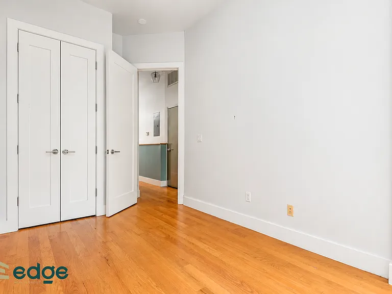 1415 Herkimer St #2 — Photo 6
