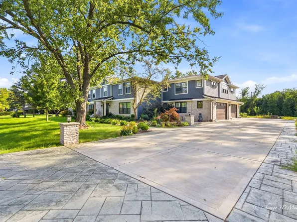 201 Rue Touraine, Deer Park, IL 60010