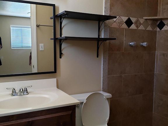 5th image of 2212 S Los Feliz Dr
