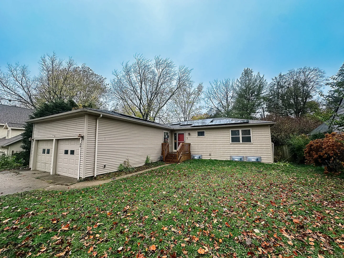 28 Montclair Rd photo 1