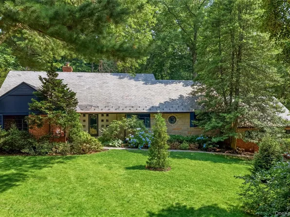 790 Bryant Avenue, Roslyn Harbor, NY 11576
