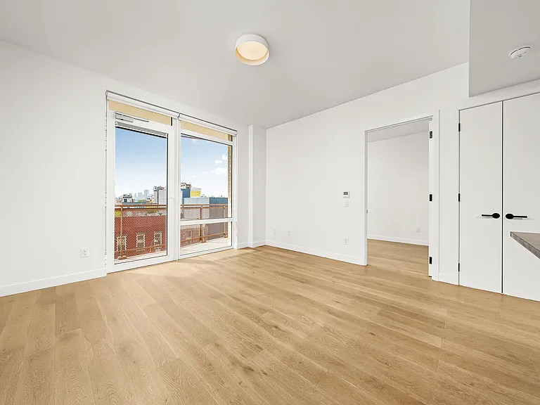 828 Metropolitan Ave #3C — Photo 6