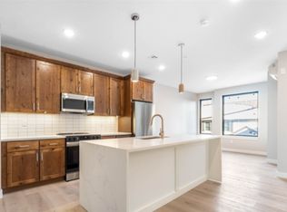 406 W Broadway #206, Boston, MA 02127