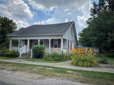 1524 Adams Ave, Charleston, IL, 61920