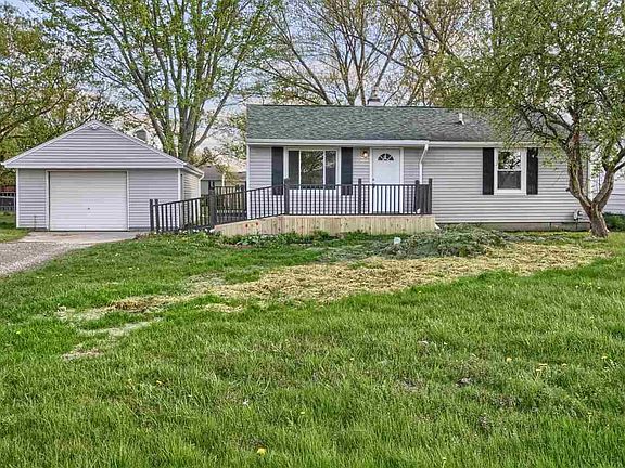 2nd image of 7108 Houghton Dr