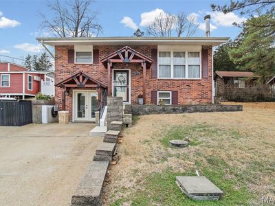 2837 Paula Ln, High Ridge, MO, 63049