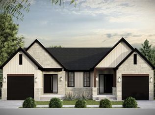 100 Clayton St, Mitchell, ON N0K1N0