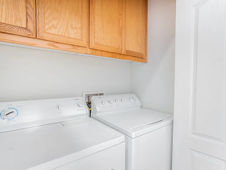 1865 Garzoni Pl — Photo 18