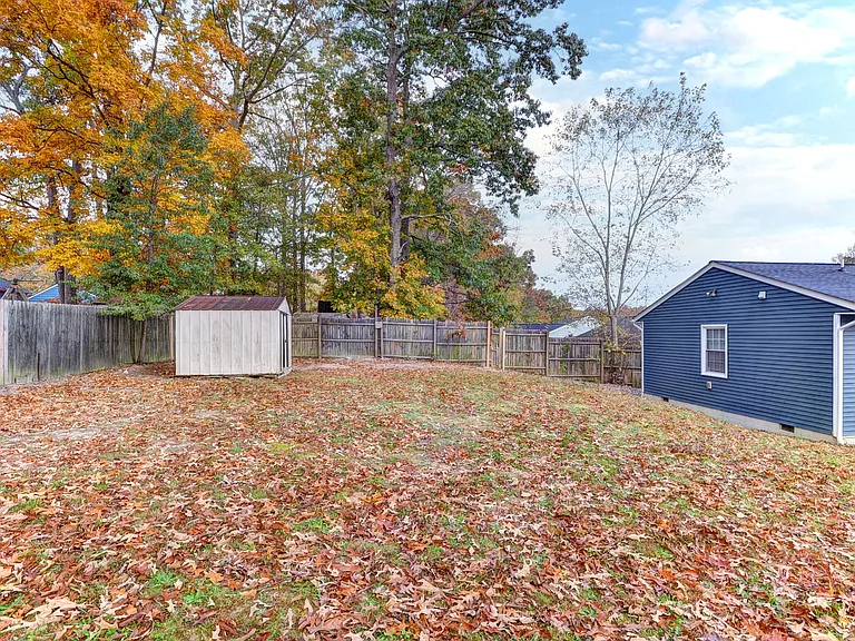 9106 Lost Forest Dr — Photo 27