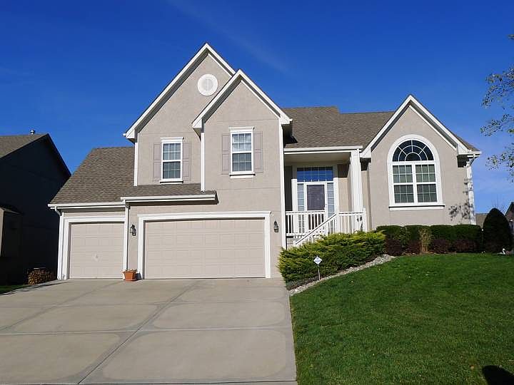 Welcome to 8116 NE 111th St!