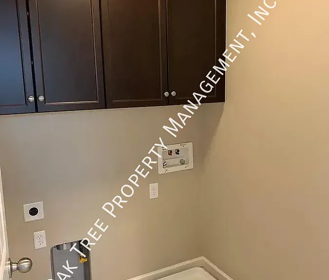 5853 E Voorman Ave — Photo 9