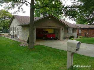 7266 Cardinal St, Algonac, MI 48001