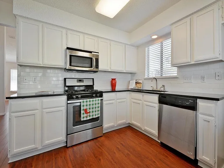 3805 Tattershall Ln — Photo 4